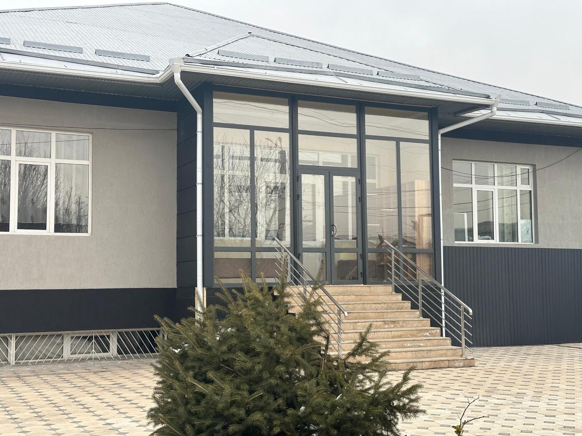 Sunny Hostel Osh Dış mekan fotoğraf