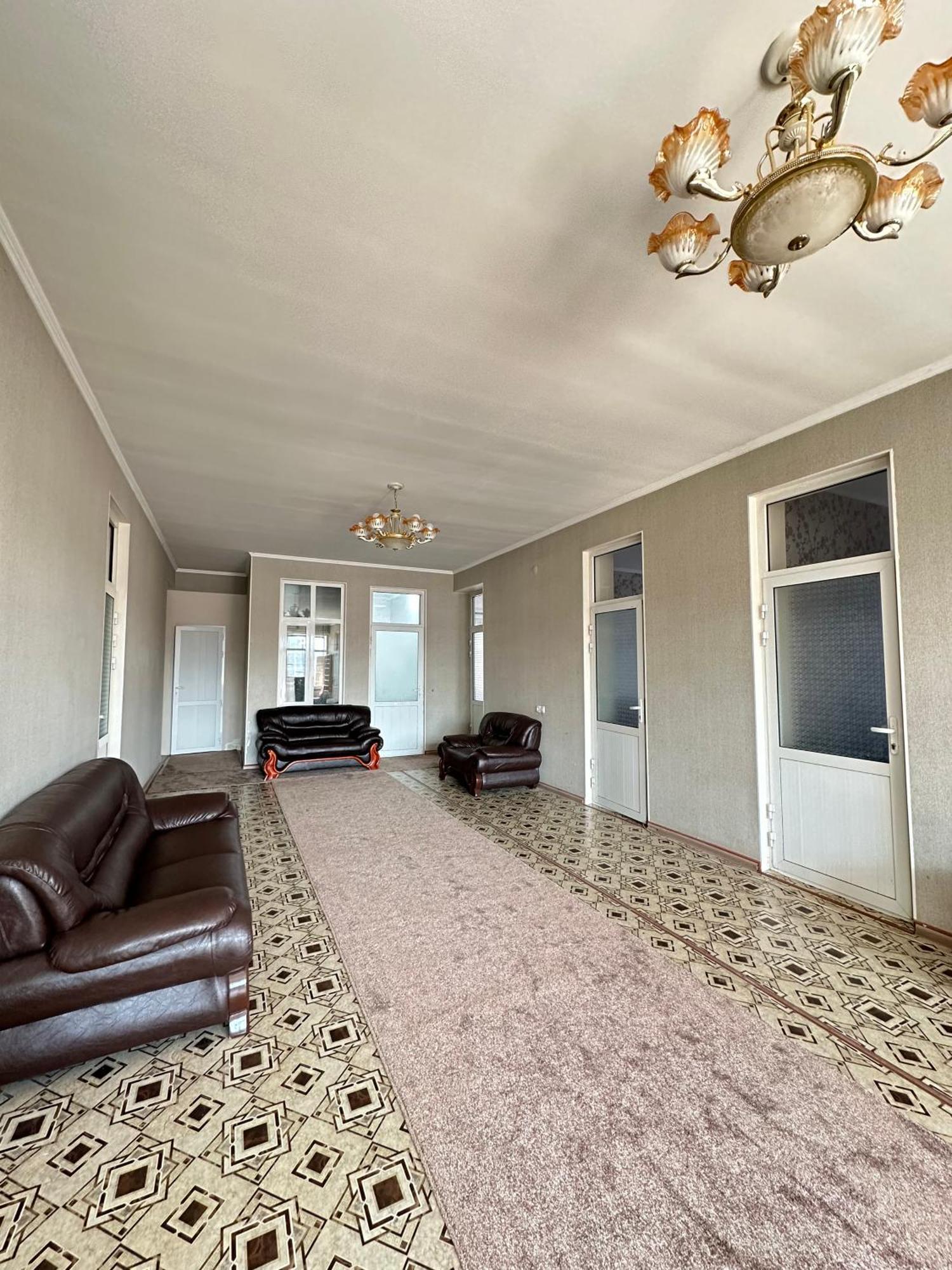 Sunny Hostel Osh Dış mekan fotoğraf