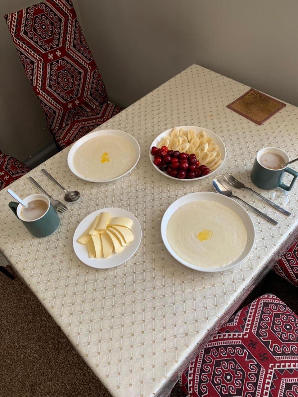 Sunny Hostel Osh Dış mekan fotoğraf